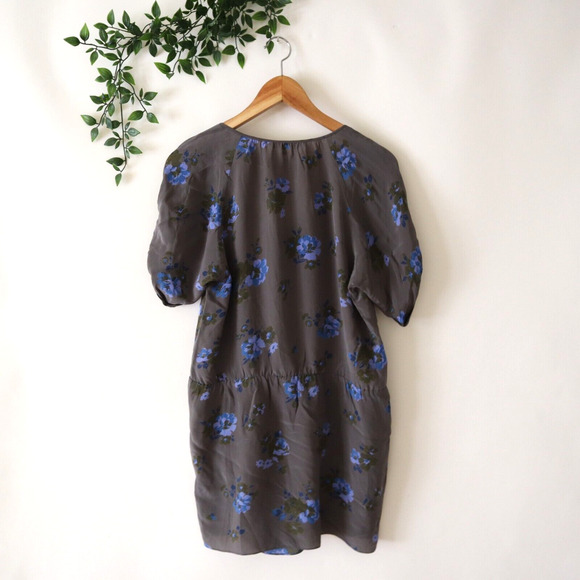 Rebecca Taylor Gray Blue Floral Short Sleeve Silk Tunic Top Size 6 - Picture 3 of 4